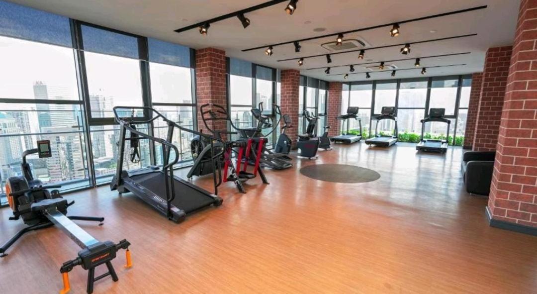 קואלה לומפור Klcc Towerviewsty5Pax At Ceylonzsuites מראה חיצוני תמונה