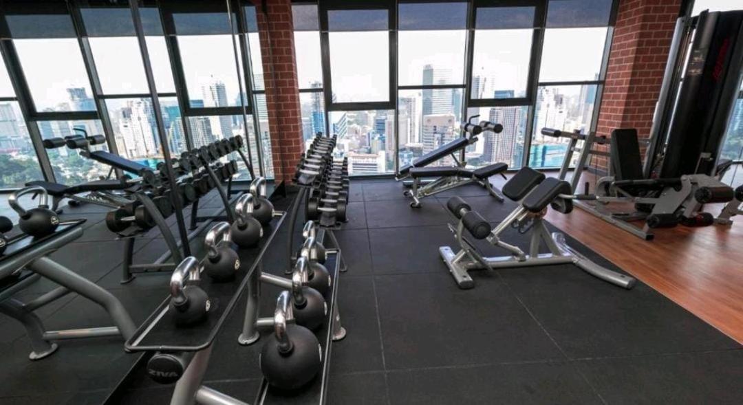 קואלה לומפור Klcc Towerviewsty5Pax At Ceylonzsuites מראה חיצוני תמונה