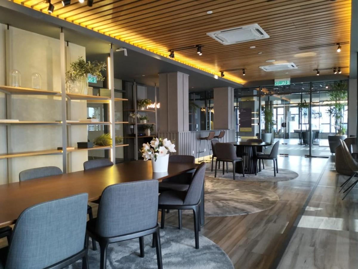 קואלה לומפור Klcc Towerviewsty5Pax At Ceylonzsuites מראה חיצוני תמונה